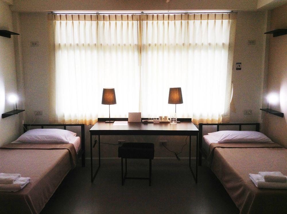 G9Bangkok Hostel Exterior photo
